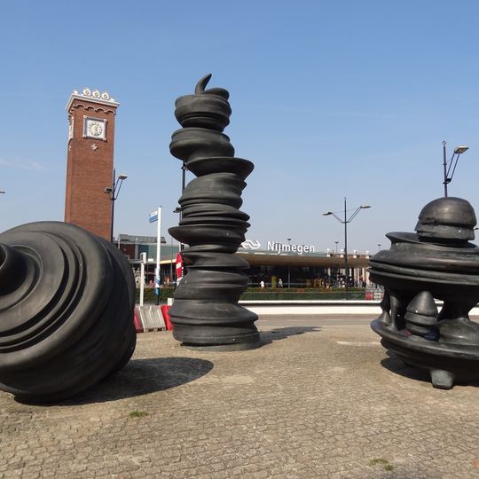 Beeld van Cragg in Nijmegen