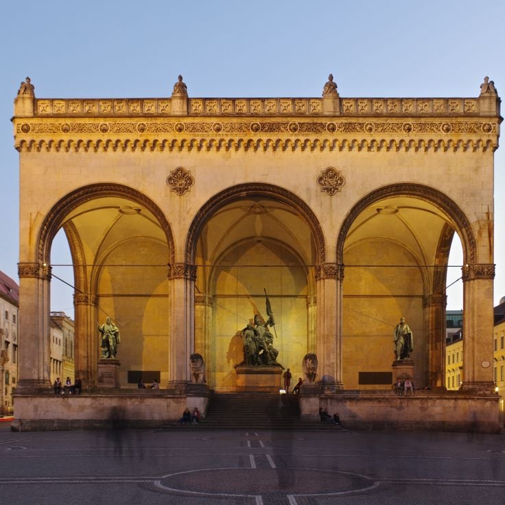 Feldherrnhalle Historical Building