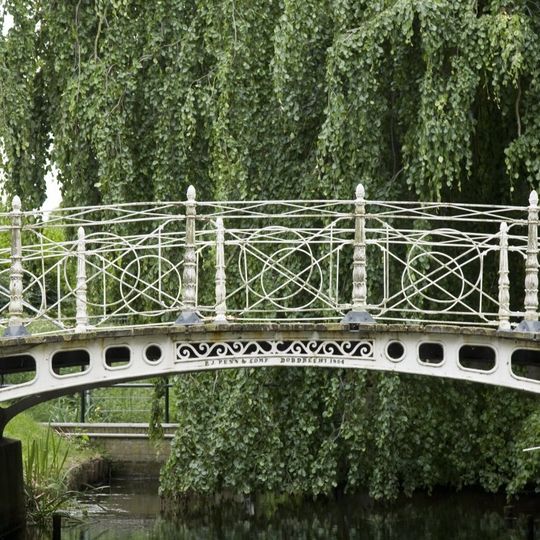 Voetgangersbrug, Oud-beijerland