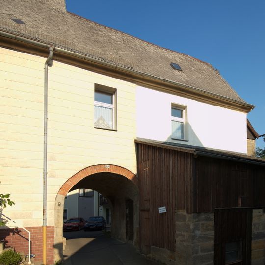 Wohnhaus, zum ehemaligen Plassenberger Schloss gehörend