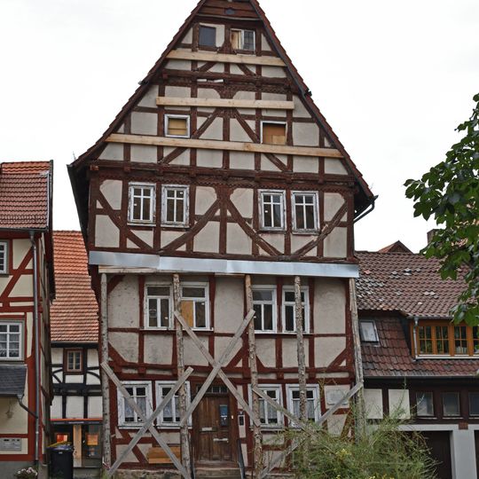 Kirchplatz 10