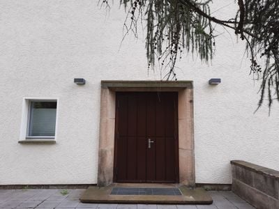 Entrance 0