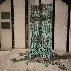 Work of art, sculpture