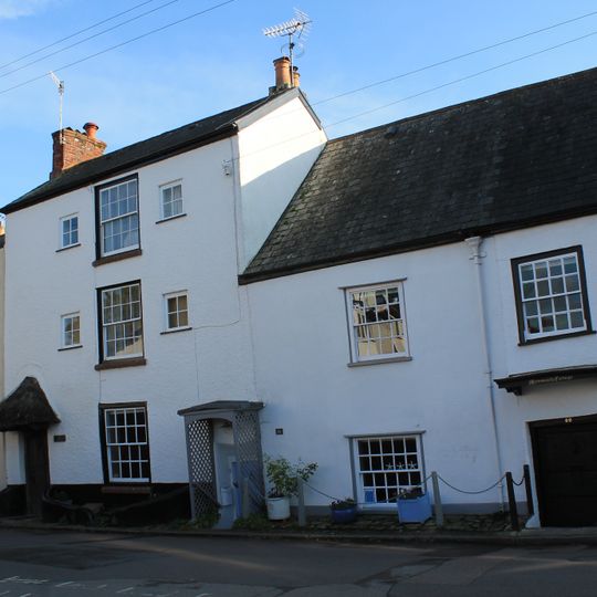 19-23, Monmouth Street