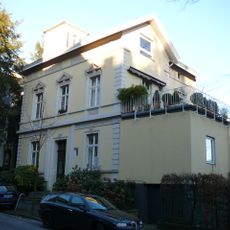 Moltkestraße 6