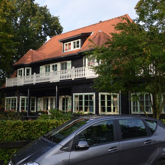 Van Foreestlaan 1, Heiloo