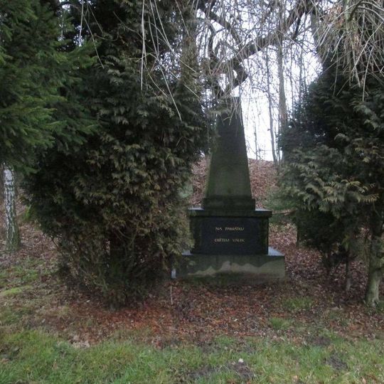 Pomník padlým u Zhoře