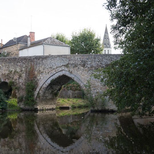 Vieux Pont de Saint-Varent