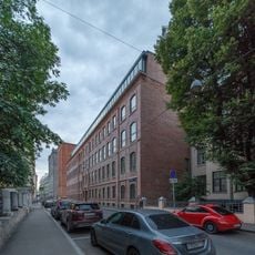 Здание училищ св. Филиппа Нери и св. Екатерины при римско-католической французской церкви св. Людовика (Красносельский)