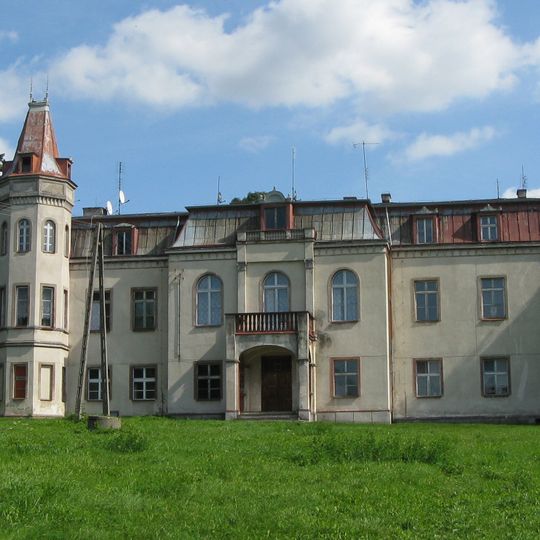 Zespół pałacowo-parkowy w Lisnowie