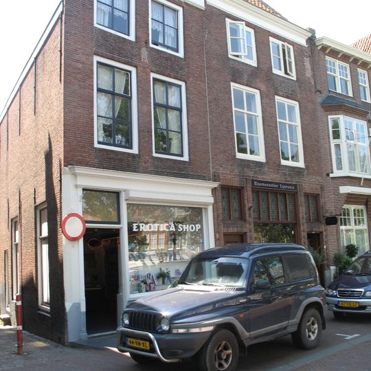 Huis met lijstgevel