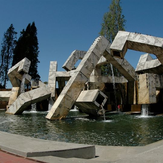 Vaillancourt Fountain