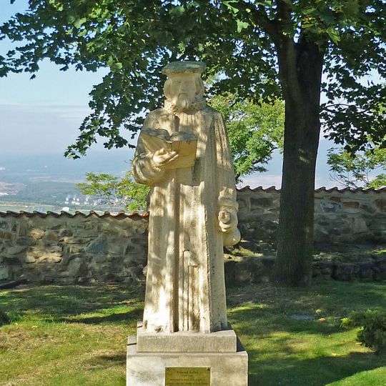 Statue of Edward Kelley at Hněvín