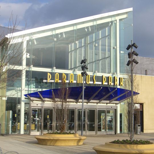 Paramus Park