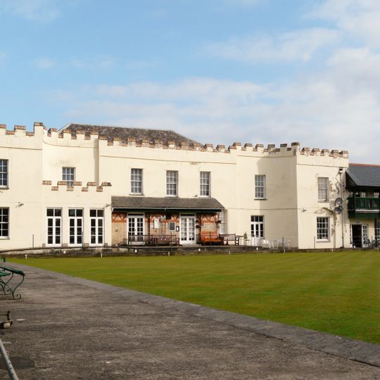 Mackintosh Sports Club