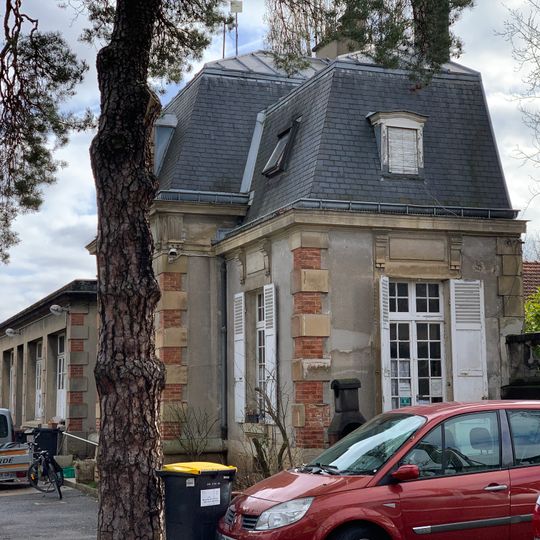 Maison Rendez-Vous de Chasse, 32 boulevard de Champigny