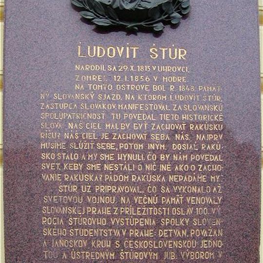 Pamětní deska Ľudovíta Štúra na Slovanském ostrově