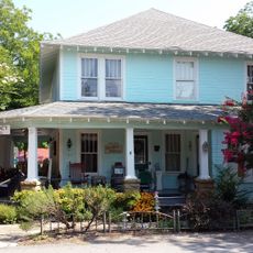 Commercial Hotel