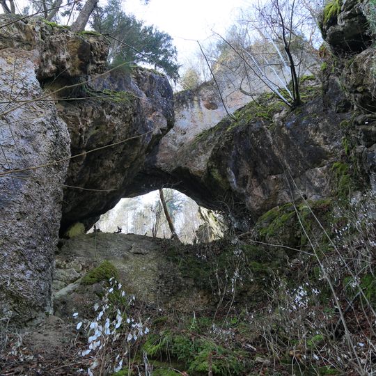 Felstor NW von Burggaillenreuth