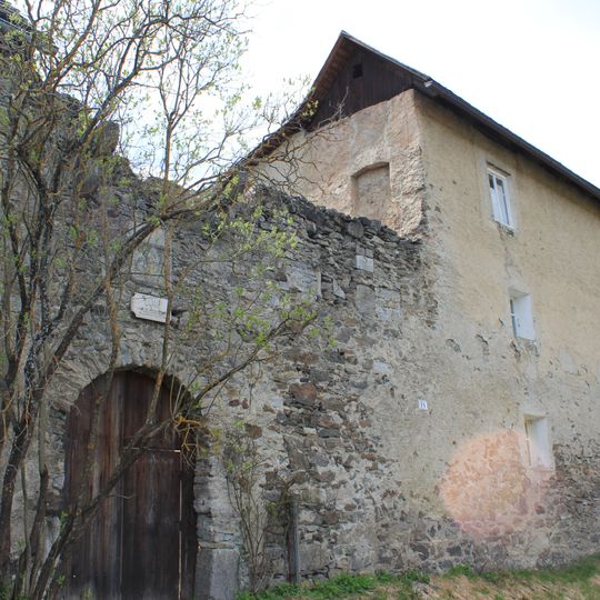 Teilbereich der Vorburg von Burg Lavant