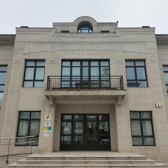 Biblioteca Pública Municipal de Tapia de Casariego - Fernando Villamil