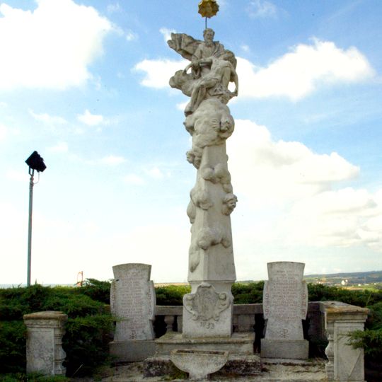 Kriegerdenkmal Wolkenobelisk
