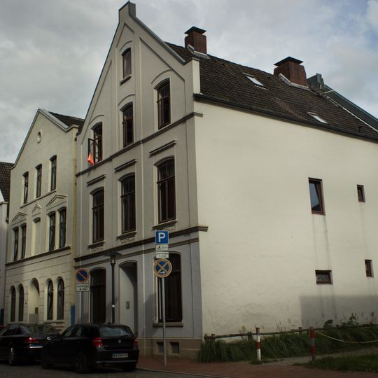Wohnhausgruppe An der Karlstadt 29