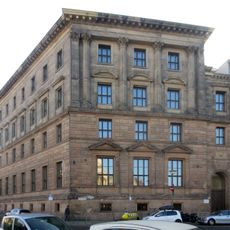 Dorotheenstraße 1, Am Kupfergraben