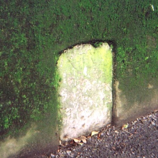 Milestone, Old Bexley Lane, 40m E of Kent Boundary post