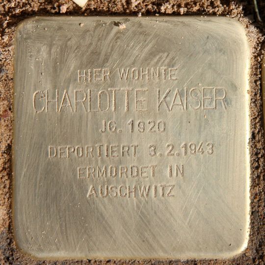 Stolperstein en memoria de Charlotte Kaiser
