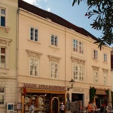 Rathaus, ehem. Wohn- und Geschäftshaus