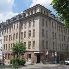 Mietshaus in geschlossener Bebauung in Ecklage Zietenstraße 71