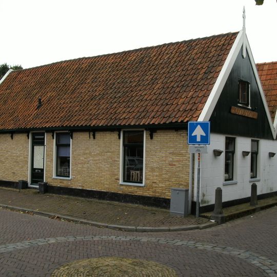 Pandje met houten voorschot