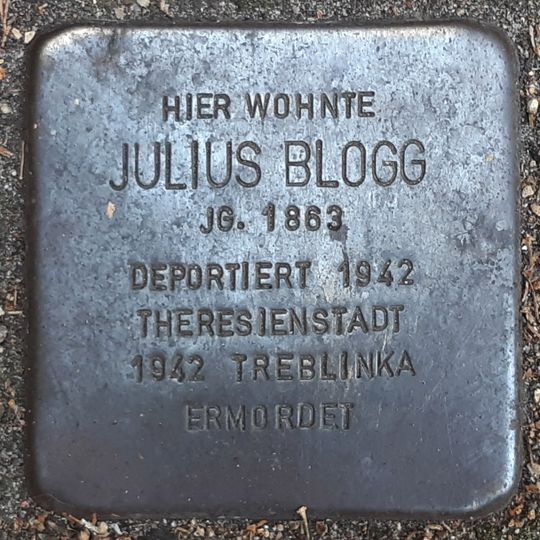 Stolperstein dedicated to Julius Blogg