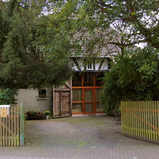 Merenberger Straße 2