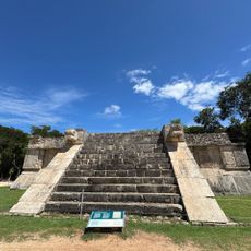 Platform of the Columns 