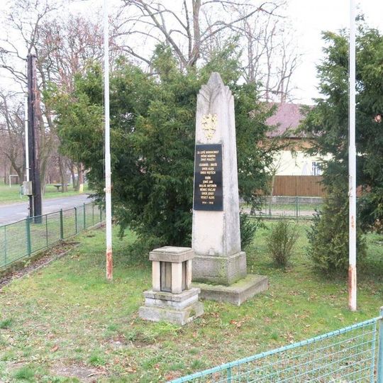 Pomník padlým v 1.světové válce v Mlékojedech u Neratovic