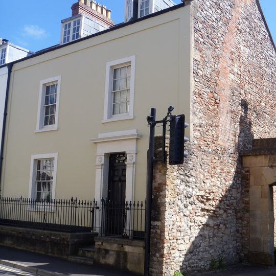 9, Chamberlain Street