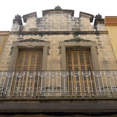 House in carrer Montserrat, 39