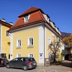 Bürgerhaus, ehem. Spitalskirche Zum Hl. Geist
