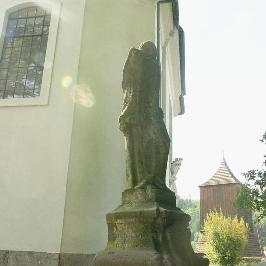 Socha svatého Jana Nepomuckého u vrchu schodiště ke Kostelu svatého Jakuba v Železném Brodě