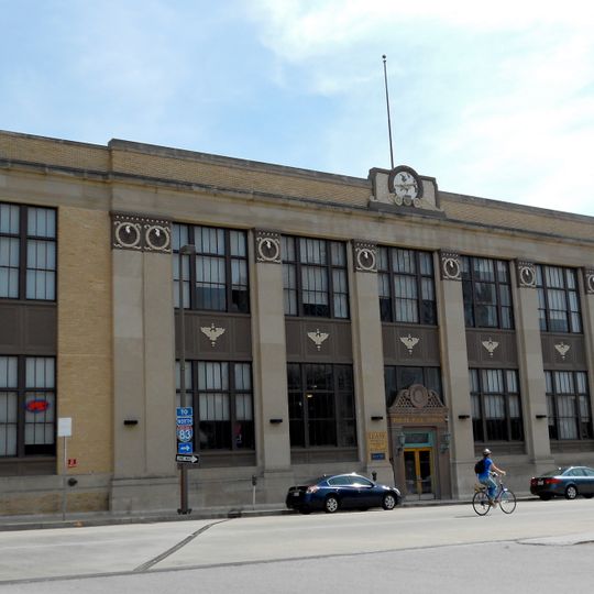 United States Parcel Post Station