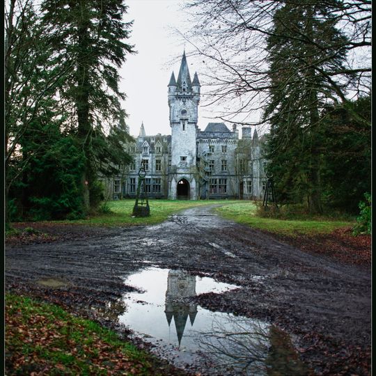 Miranda Castle