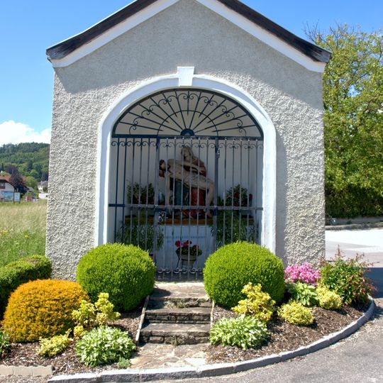Wegkapelle mit Pietà