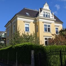 Mietvilla Von-Ossietzky-Straße 2