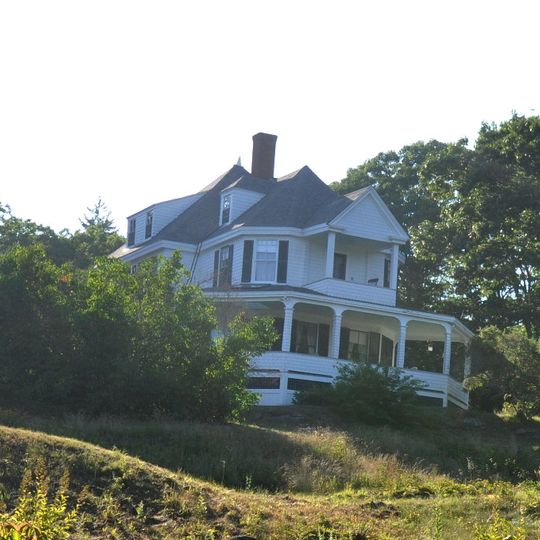 Joseph and Susan Manley Summer Cottage