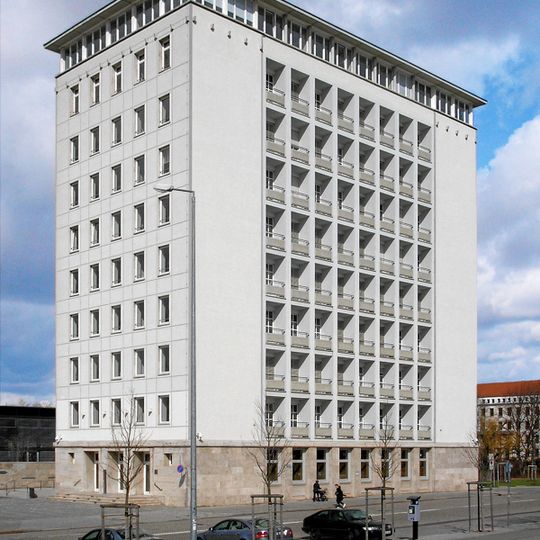 Hochhaus des Thüringer Landtags