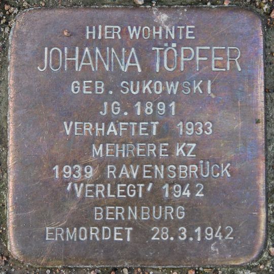 Stolperstein en memoria de Johanna Töpfer