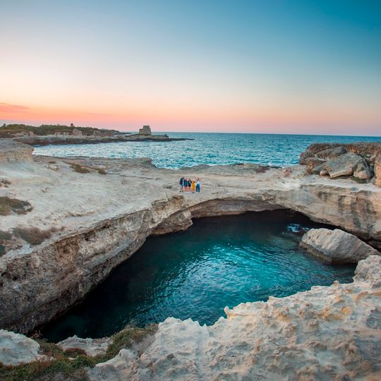 Grotta della poesia grande