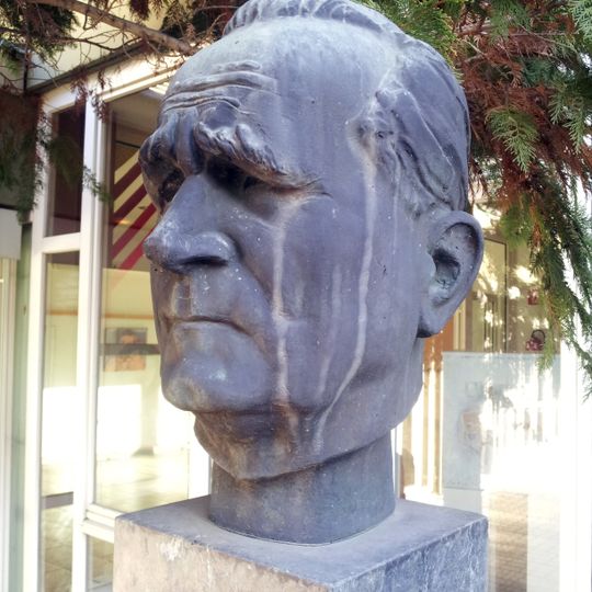 Persönlichkeitsdenkmal Ökonomierat Josef Wallner